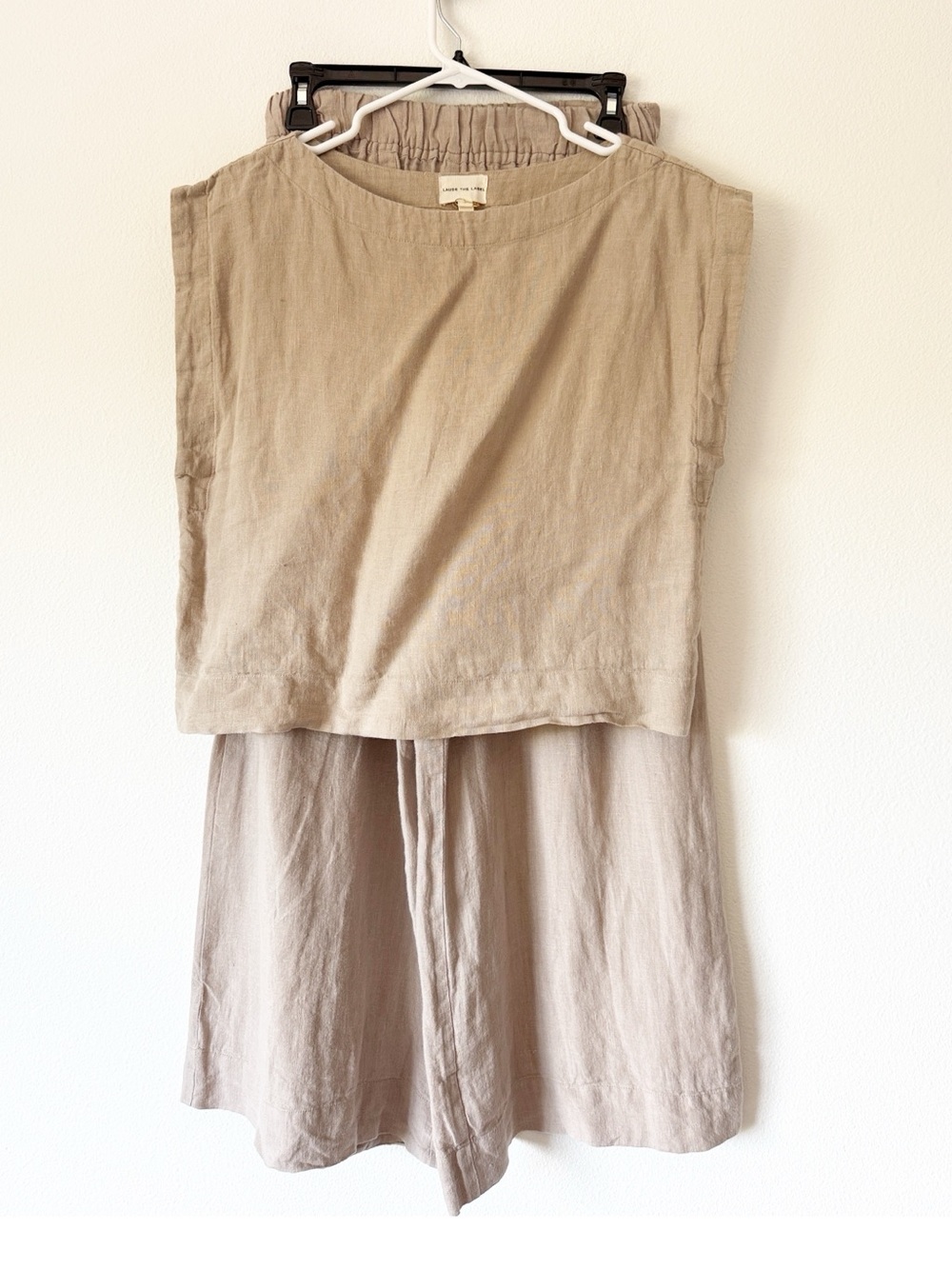 Laude the Label Tank and Pant set Linen - Picture 15 of 16